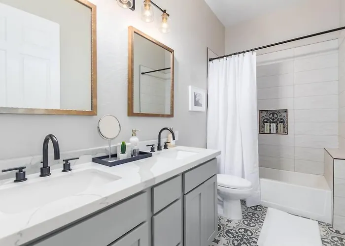 Edgemont Escape